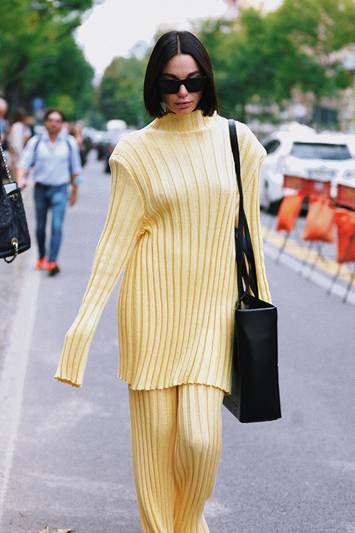 oversize megztinis geltonas