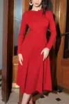 Raudona vakarine suknele