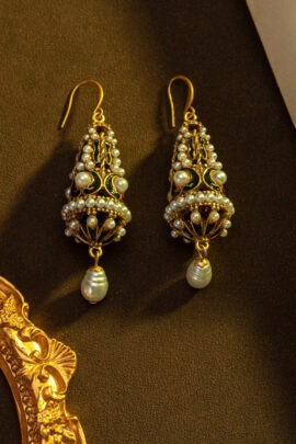 Moteriški papuošalai