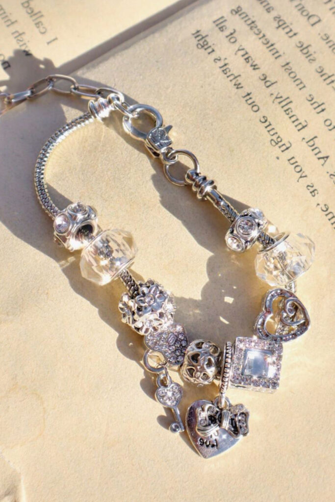 kaledines dovanos dukrai